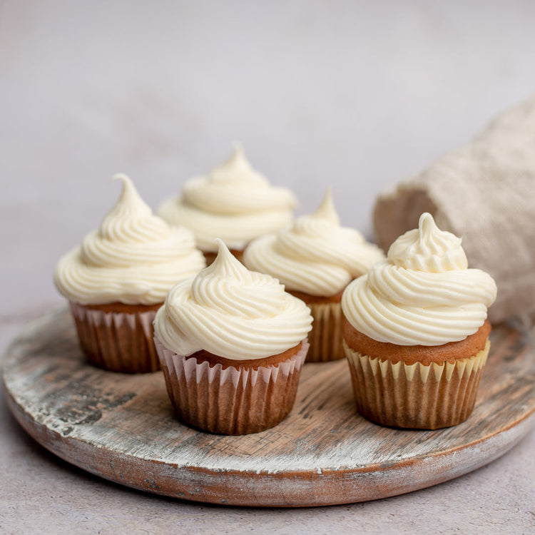 Watkins Organic Spiced Cupcakes