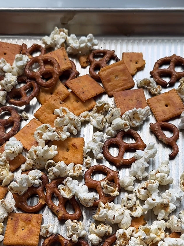 Popcorn Snack Mix