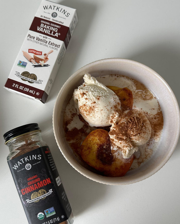 Cinnamon and Vanilla Roasted Peaches